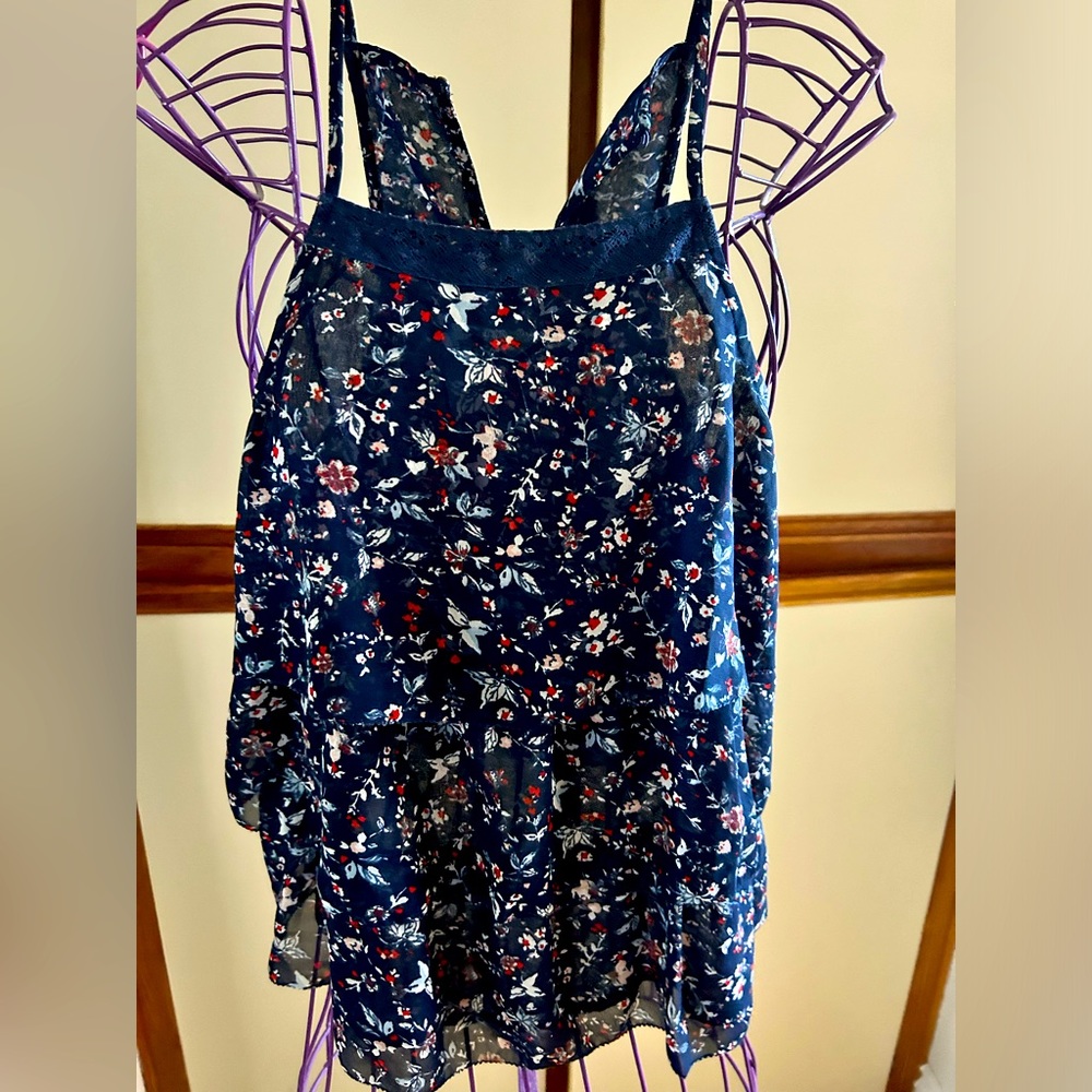 Abercrombie top